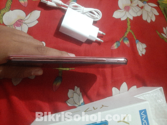 Vivo y17